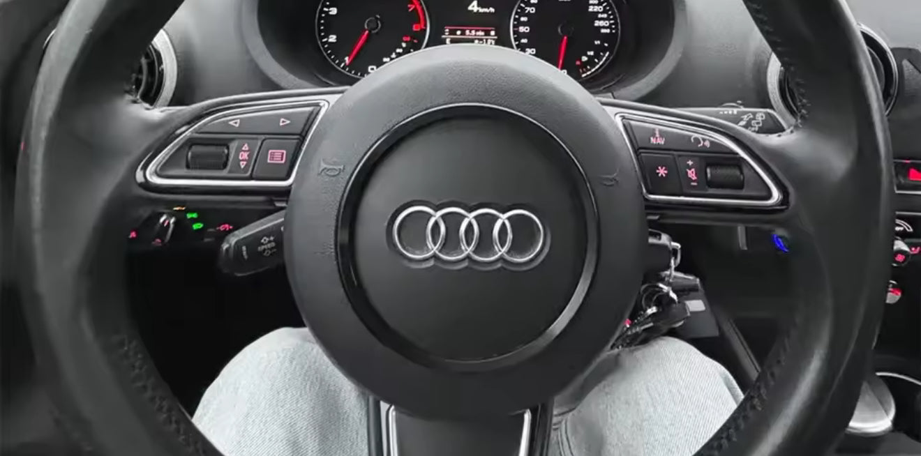 Logo/anello airbag colore nero audi A3